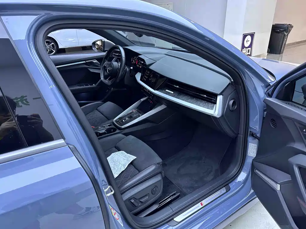 Audi A3 2022 — фото 12