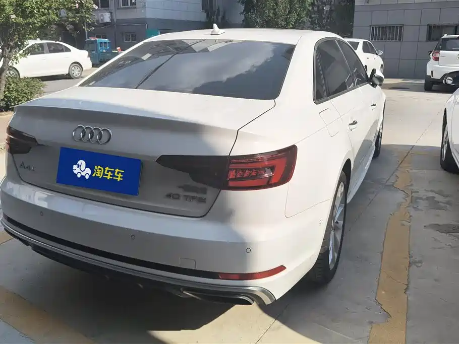 Audi A4L 2019 — фото 3
