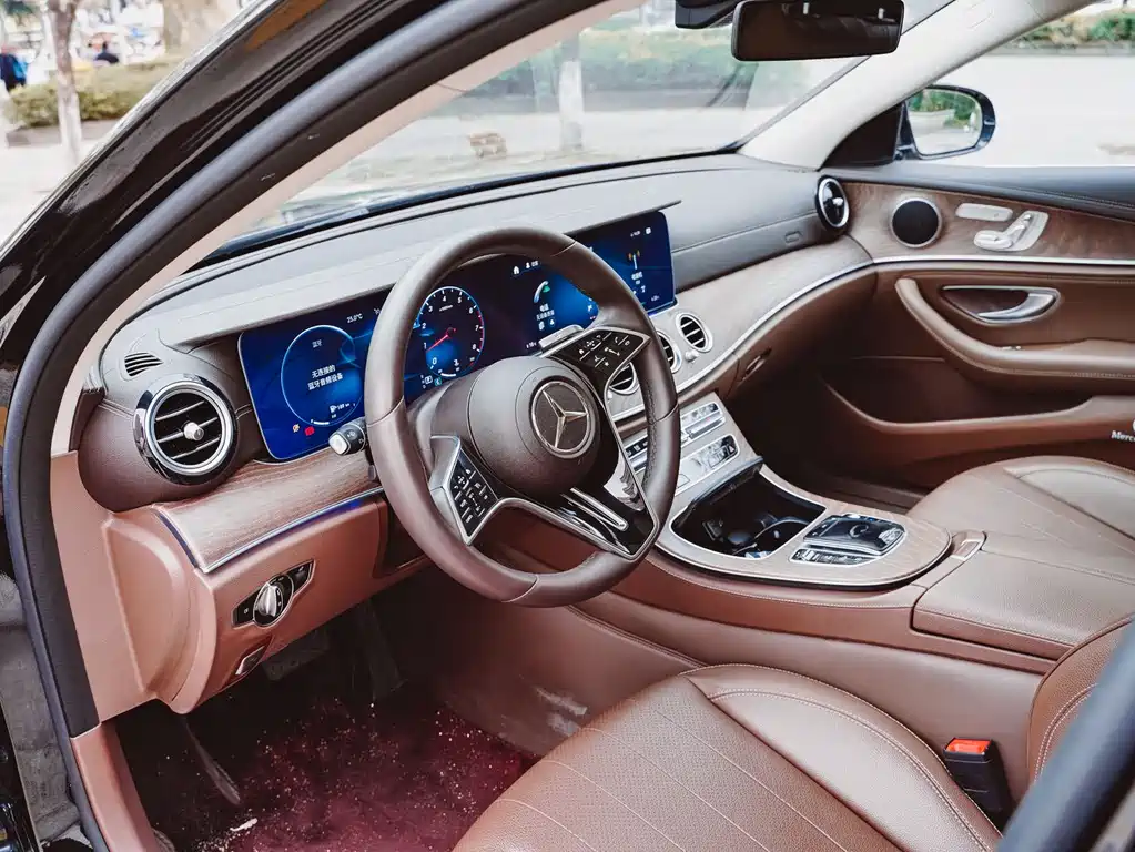 Mercedes-Benz E-Class 2021 — фото 5