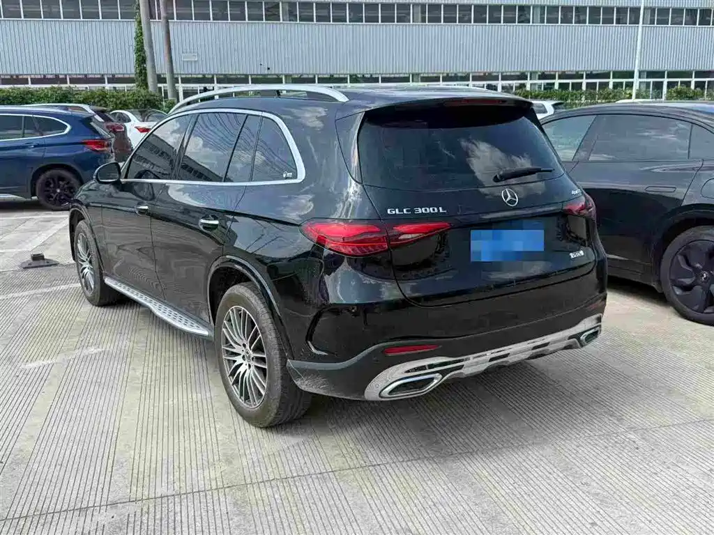 Mercedes-Benz GLC 2024