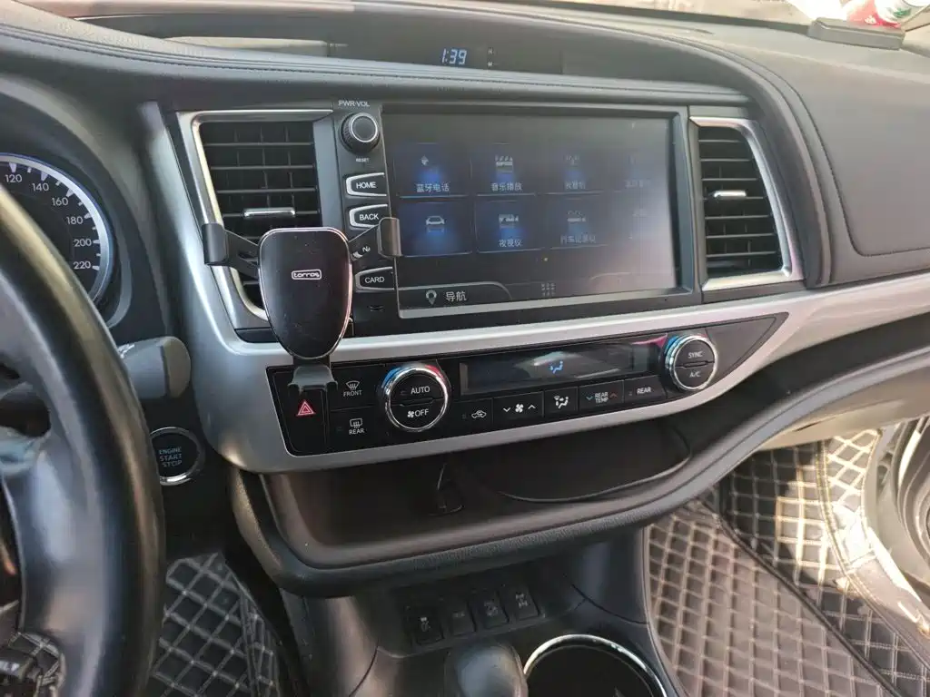 Toyota Highlander 2019