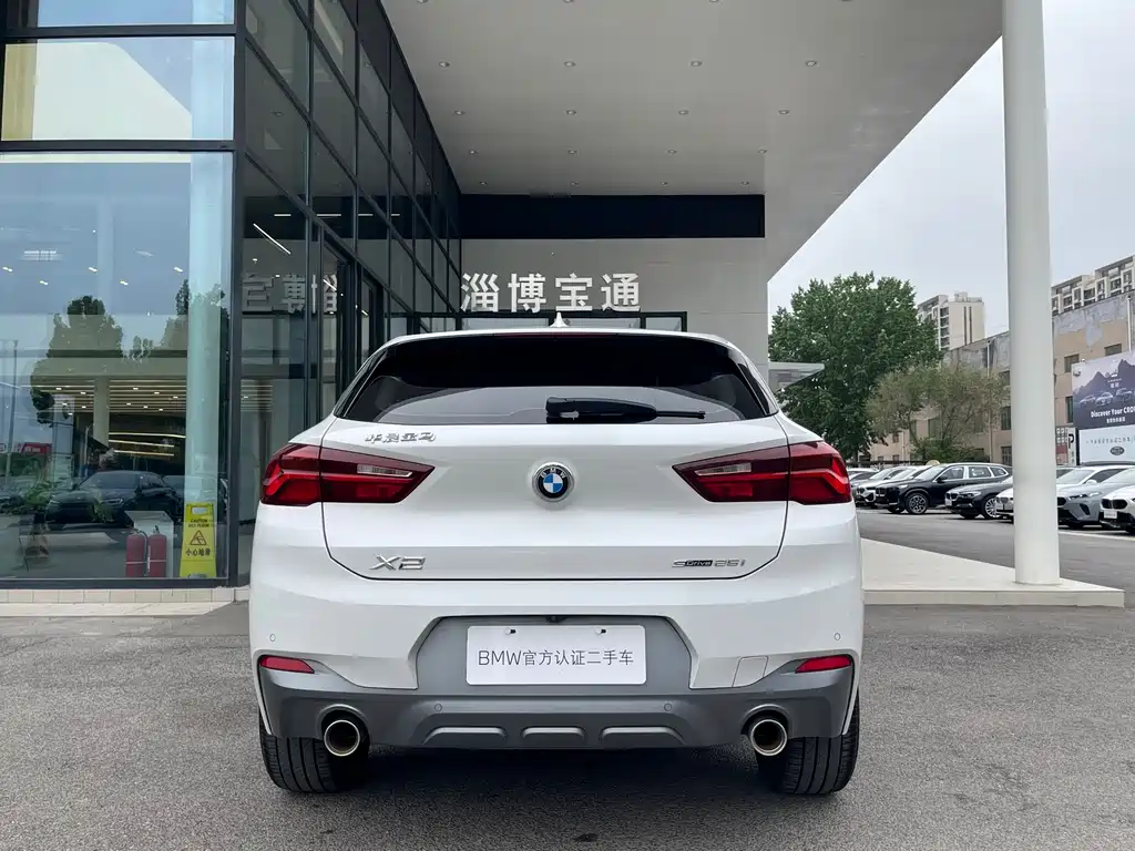 BMW X2 2023 — фото 13