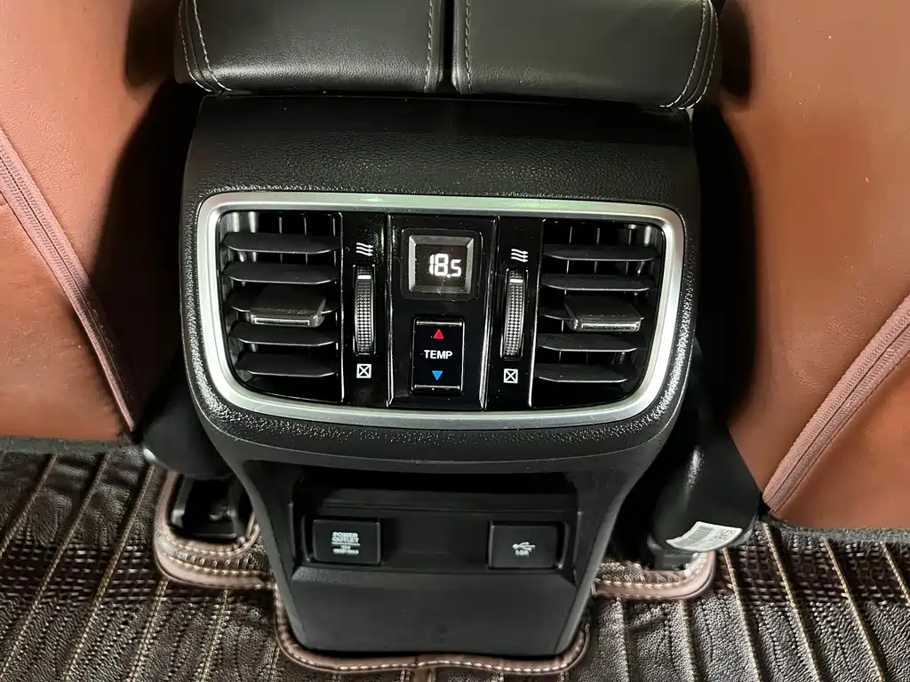 Honda UR-V 2018 — фото 18