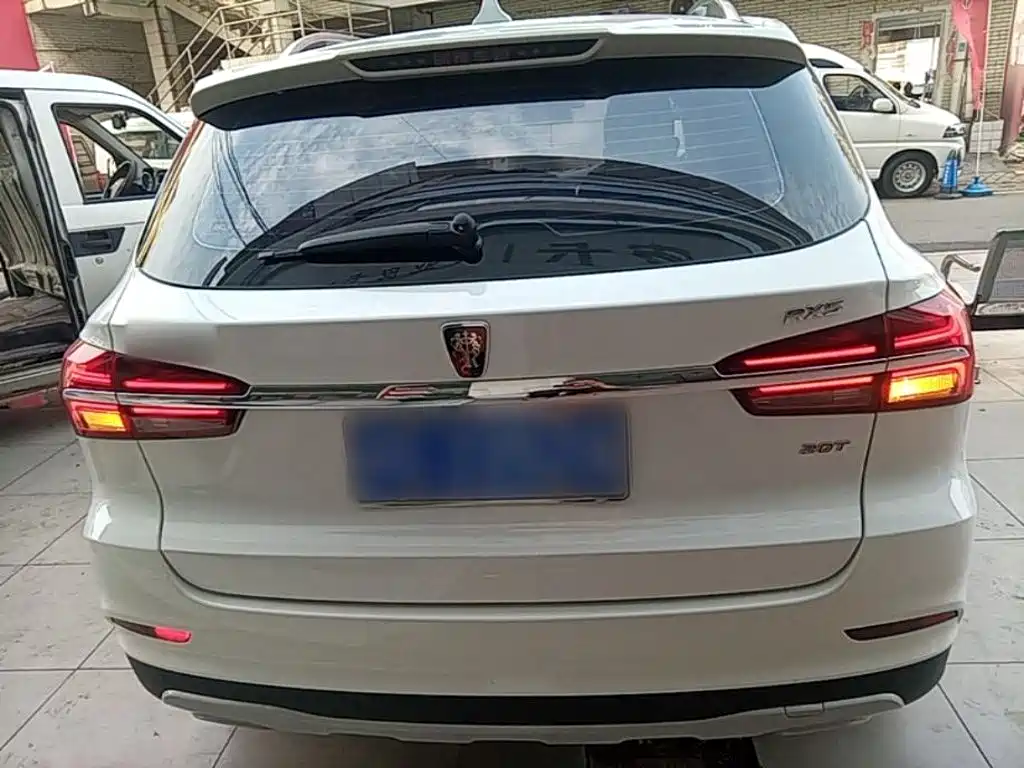 Roewe RX5 2018 — фото 6