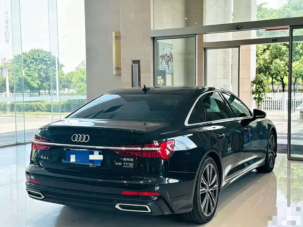 Audi A6L 2021