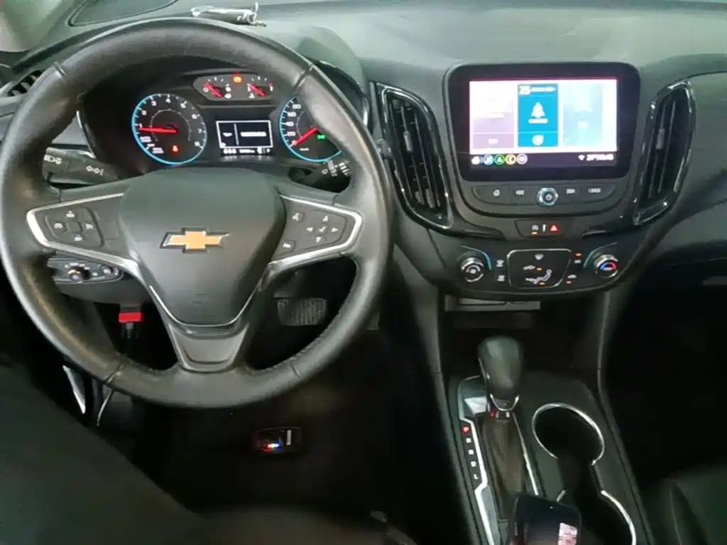 Chevrolet Equinox 2021 — фото 10