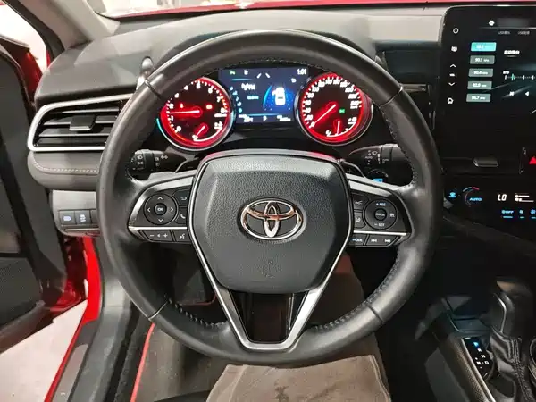Toyota Camry 2022