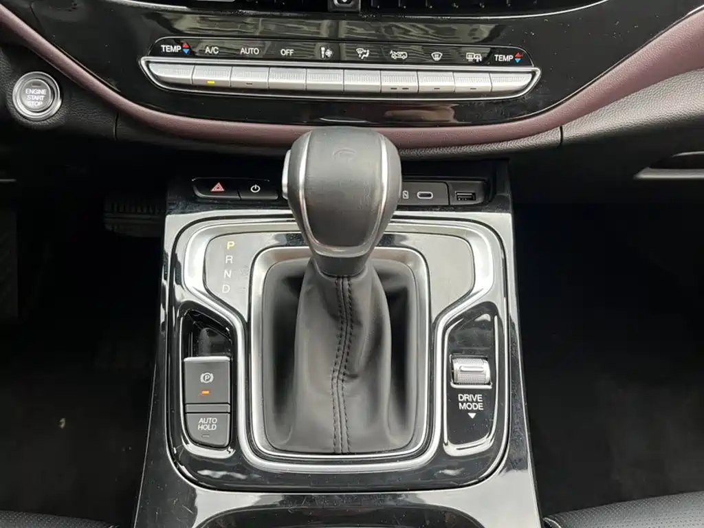GAC Trumpchi M6 2024 — фото 7