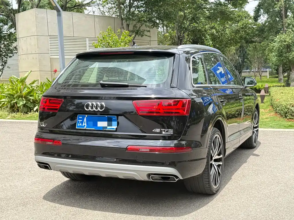 Audi Q7 2016 — фото 5