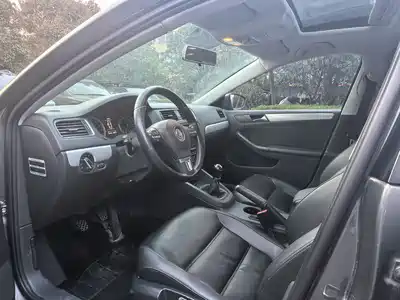 Volkswagen Sagitar 2014