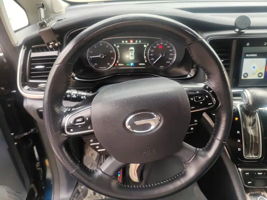 GAC Trumpchi M8 2019 — фото 11