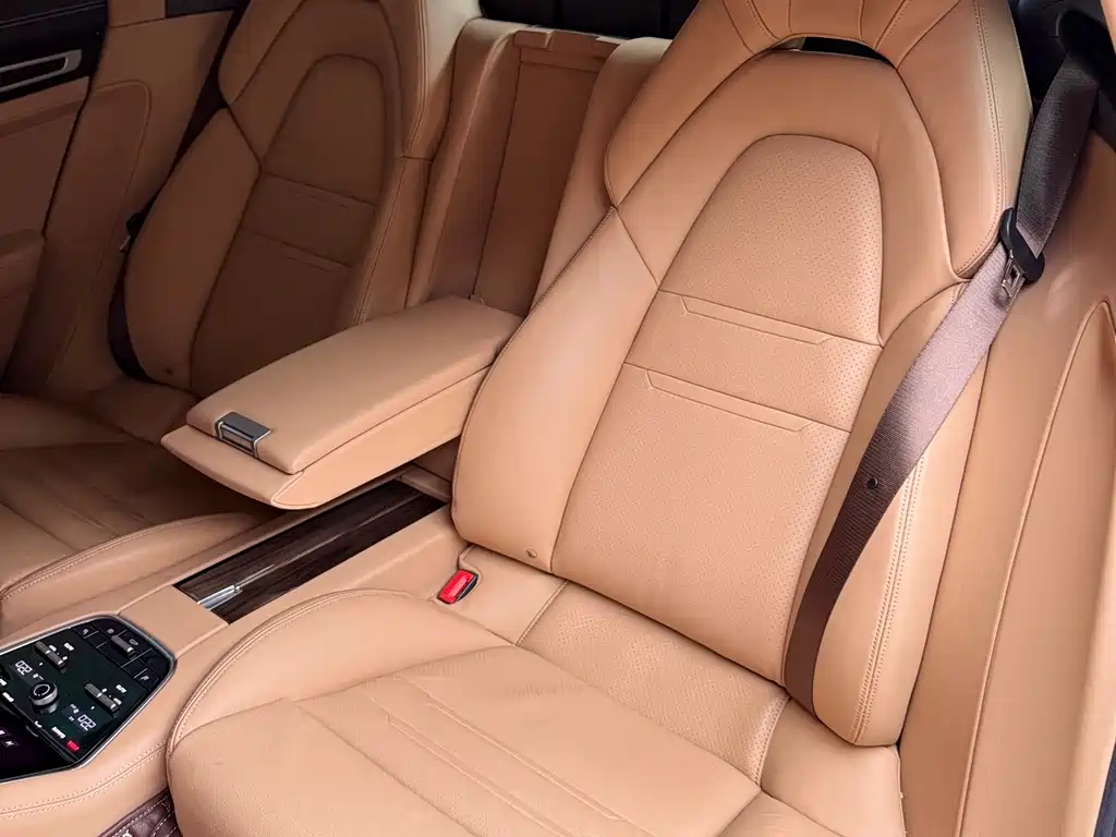 Porsche Panamera 2017 — фото 13