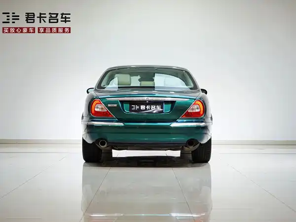 Jaguar XJ 2004