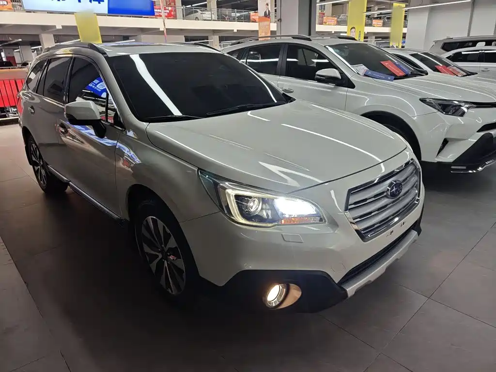 Subaru Outback 2015 — фото 22