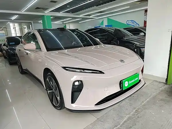 NIO ET5T 2024