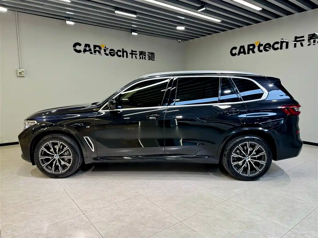 BMW X5 2023 — фото 8