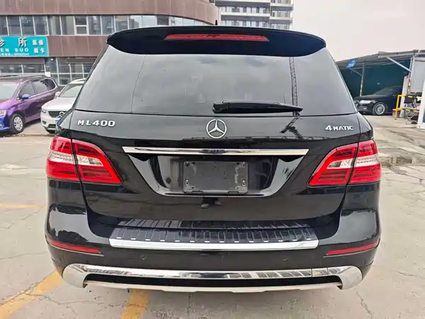 Mercedes-Benz M-Class 2014