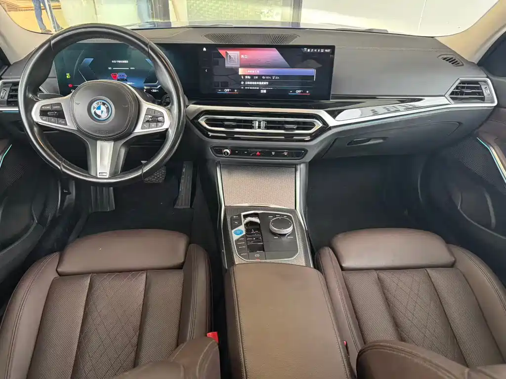 BMW i3 2022 — фото 4