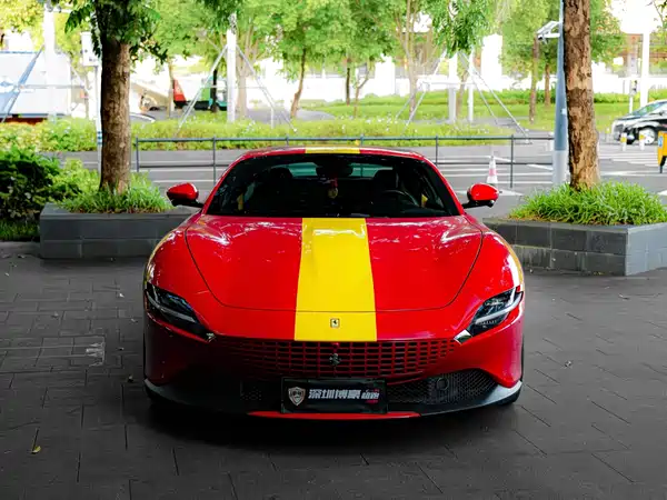 Ferrari Roma 2024