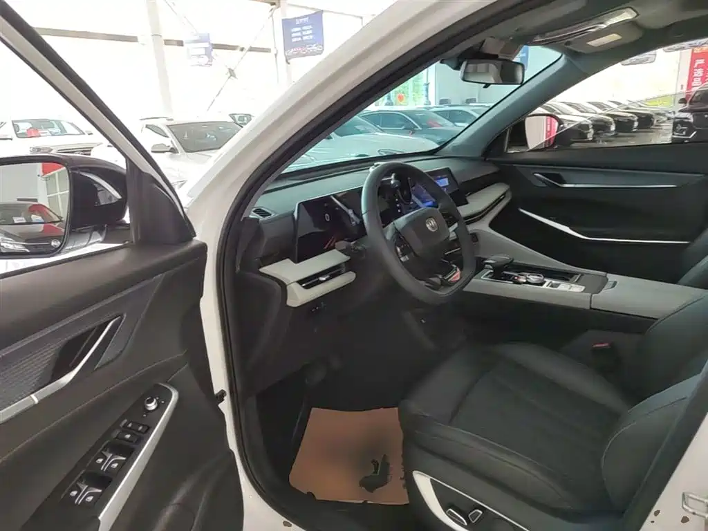 Changan CS75 PLUS 2024 — фото 16