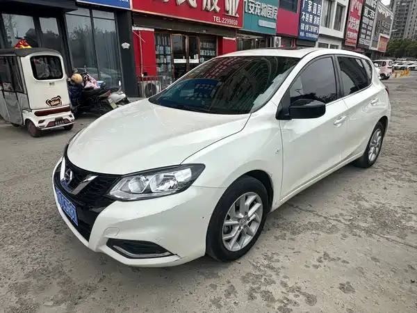 Nissan Tiida 2023