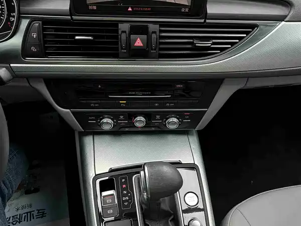 Audi A6L 2015