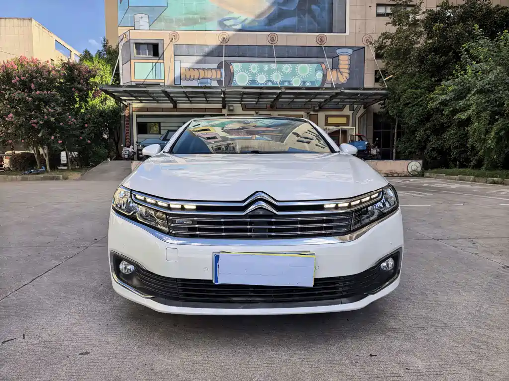 Citroën C6 2018 — фото 2