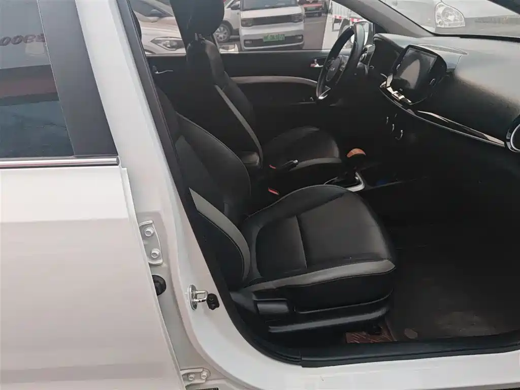 Kia KX1 2021 — фото 25