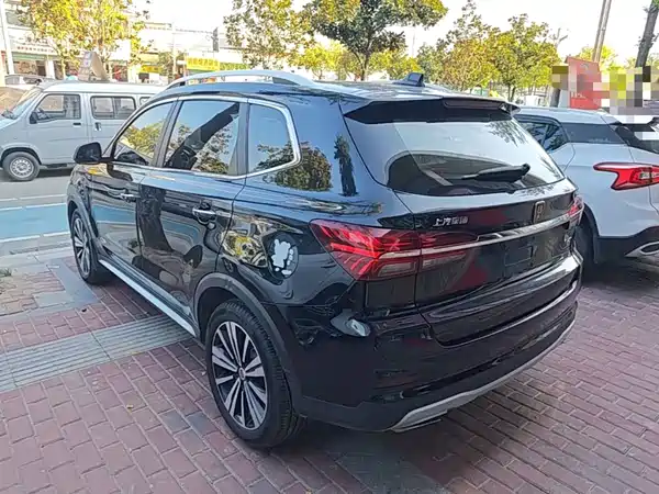 Roewe RX5 2021