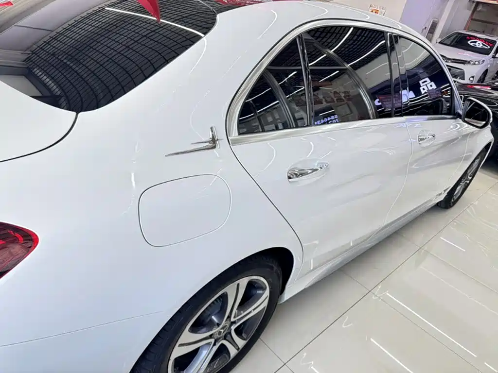 Mercedes-Benz C-Class 2020 — фото 13