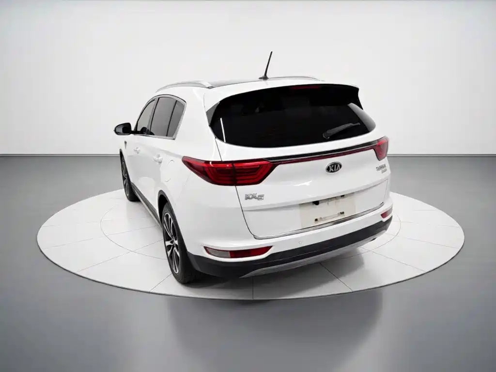 Kia KX5 2016 — фото 5