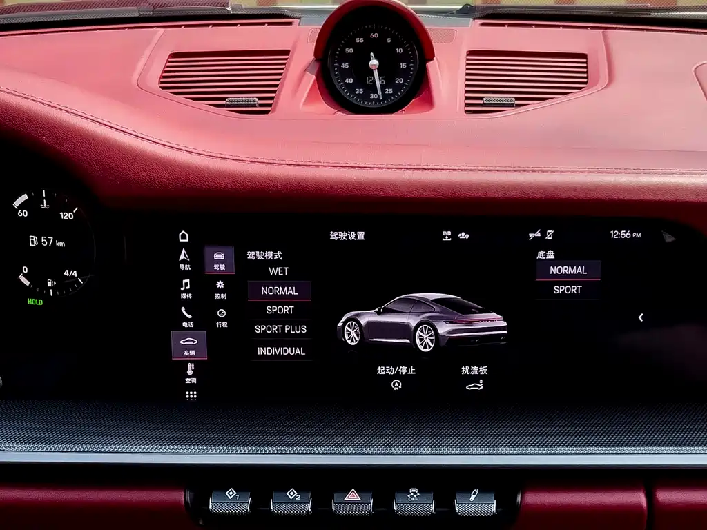 Porsche 911 2021 — фото 14