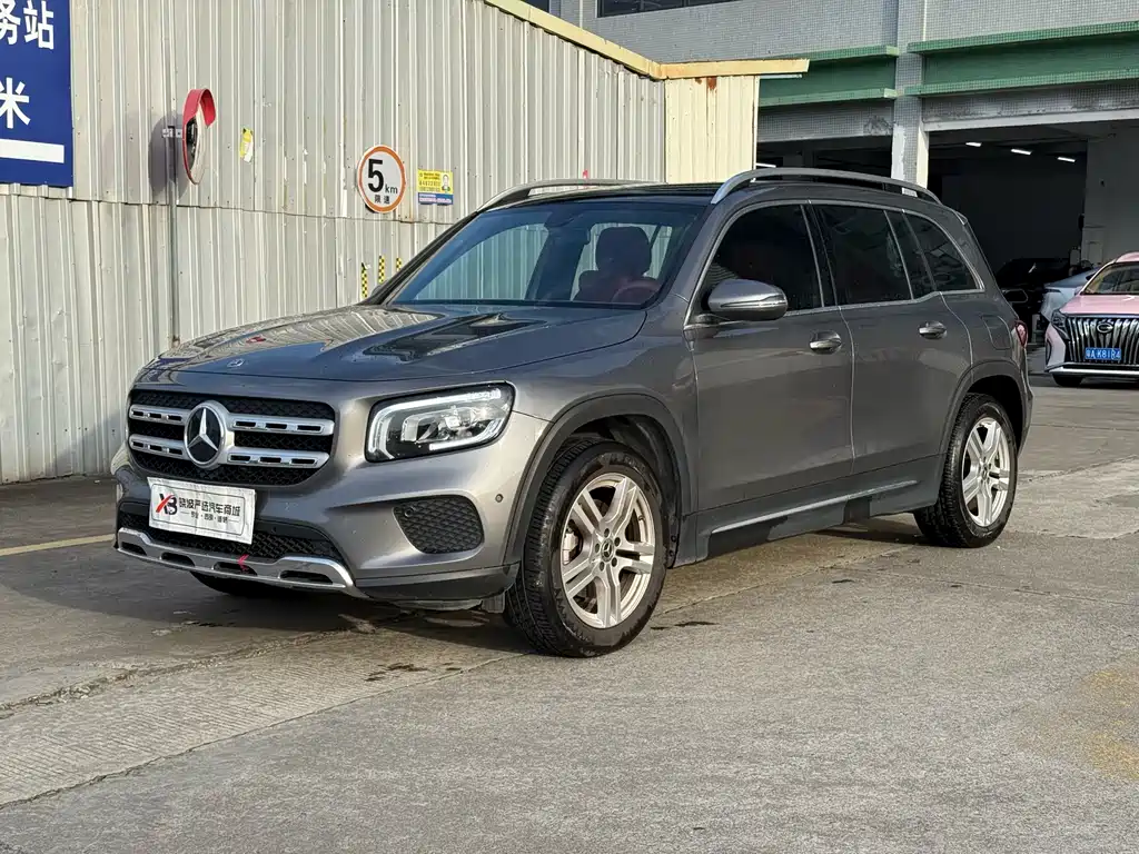 Mercedes-Benz GLB 2021 — фото 1