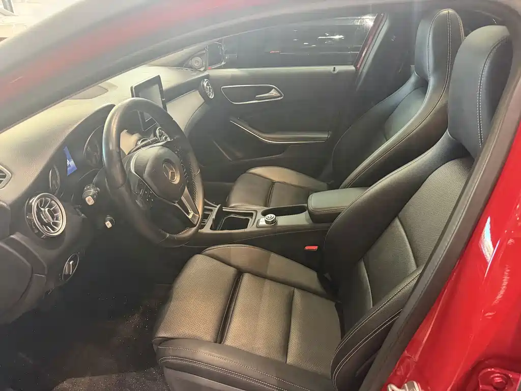 Mercedes-Benz GLA 2016 — фото 11