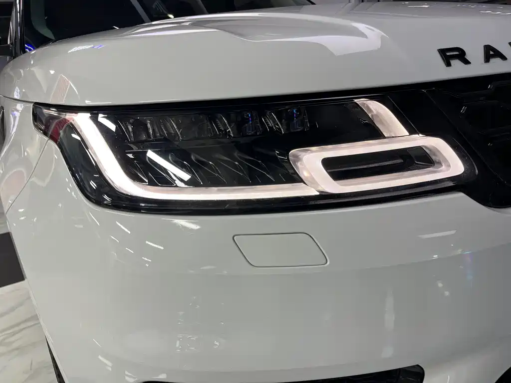 Land Rover Sport 2021 — фото 12