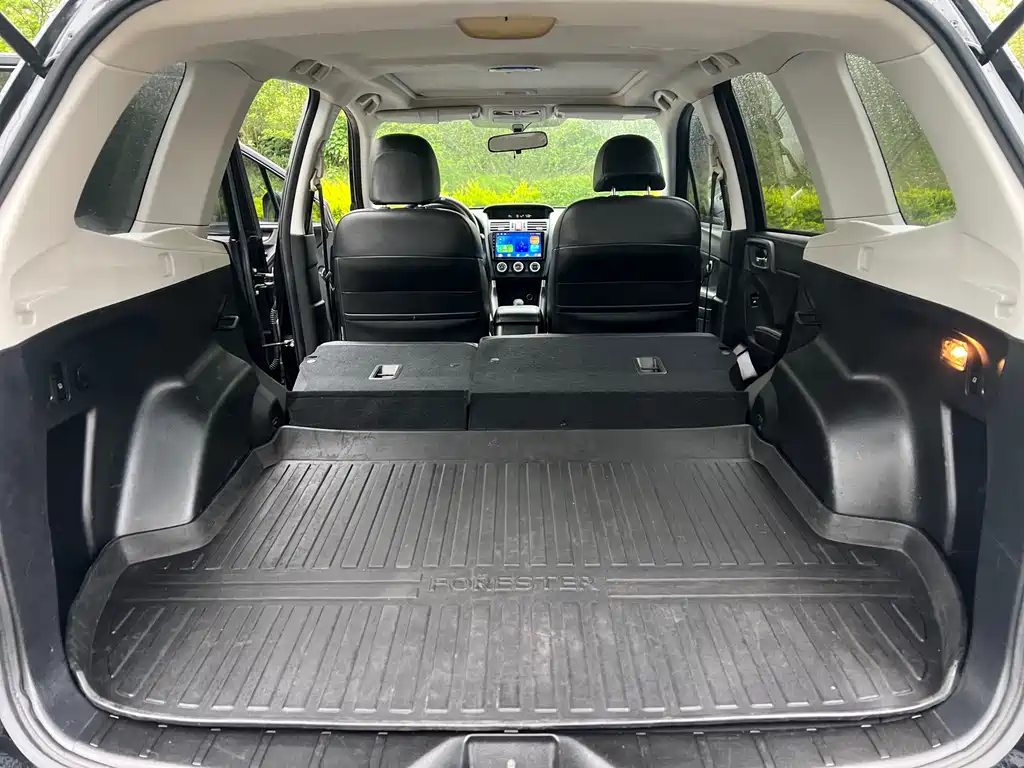 Subaru Forester 2013 — фото 12
