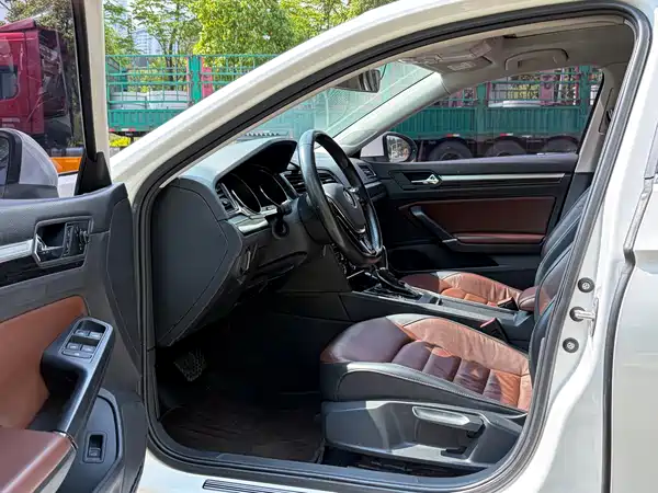 Volkswagen Lamando 2015