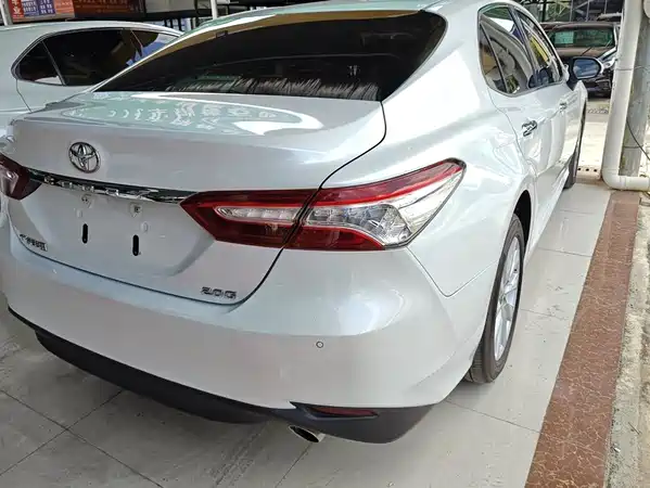 Toyota Camry 2019