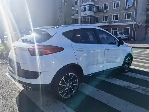 Geely Emgrand GS 2017