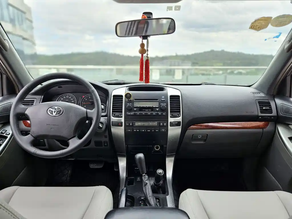 Toyota Prado 2006 — фото 18