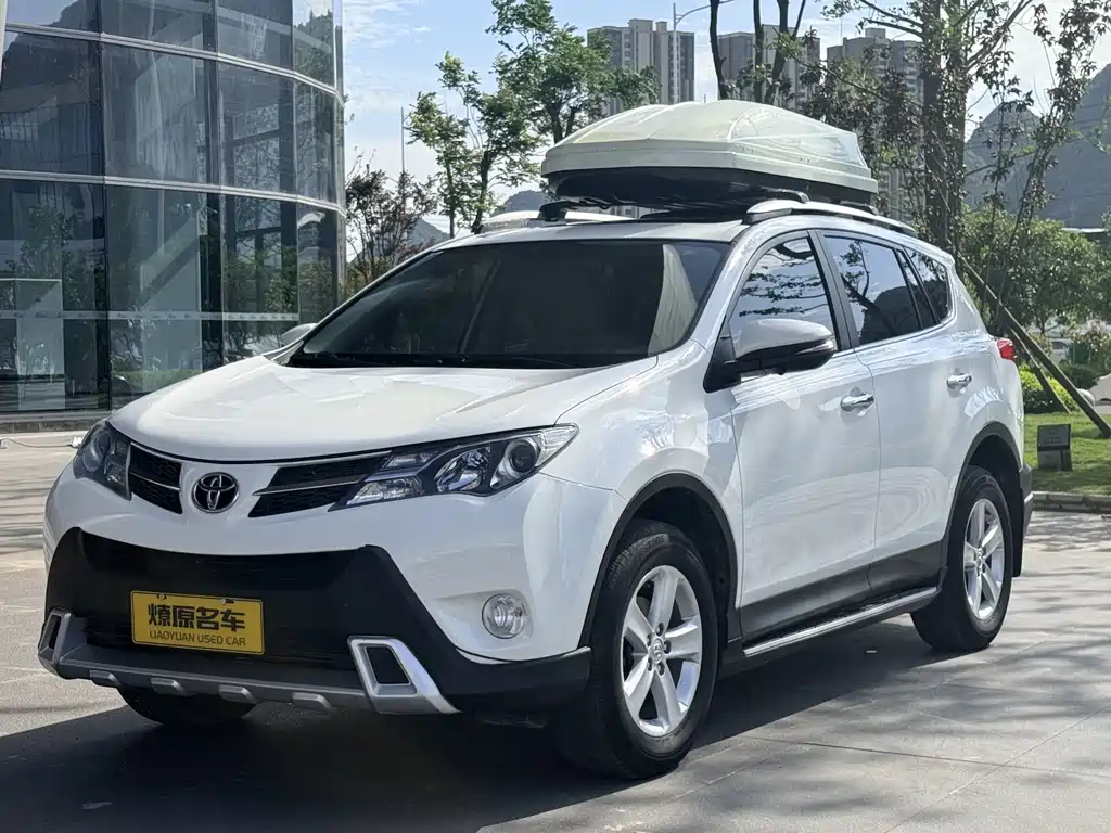 Toyota RAV4 2015