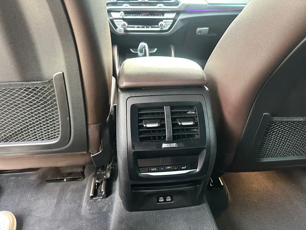 BMW X4 2020 — фото 13