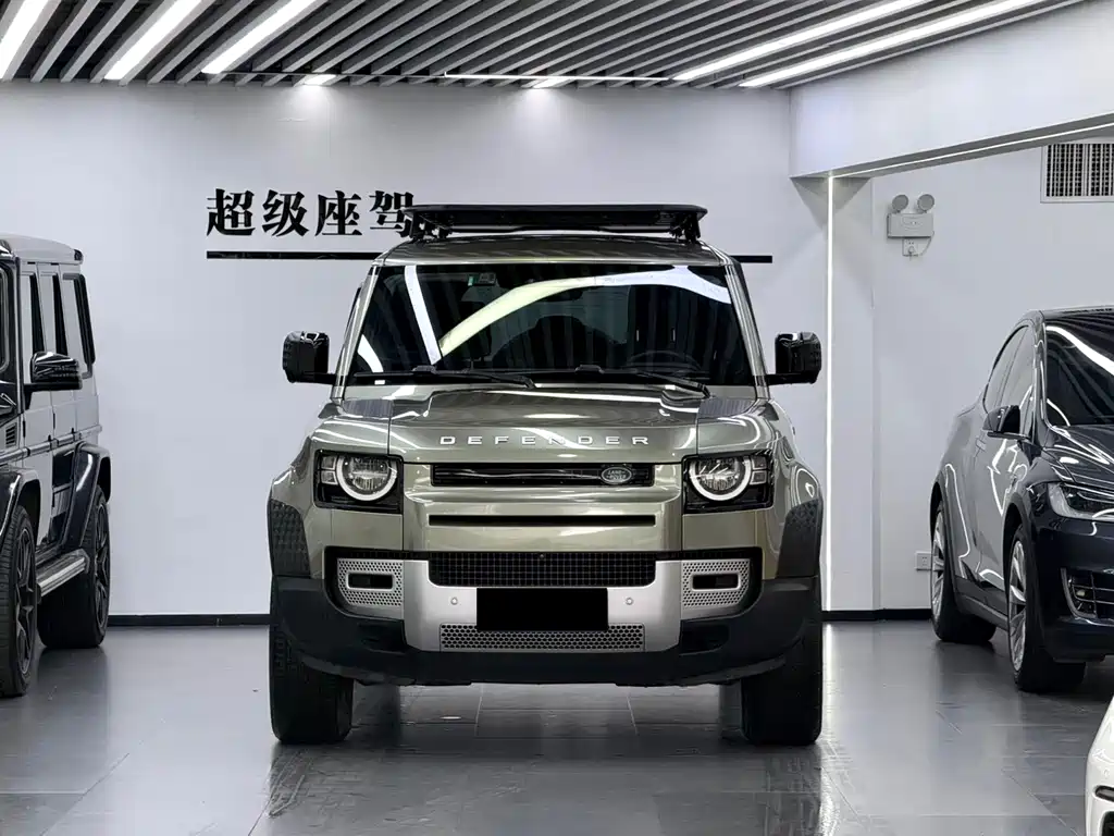 Land Rover Defender 2022 — фото 1