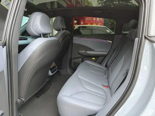 XPeng G7 2025