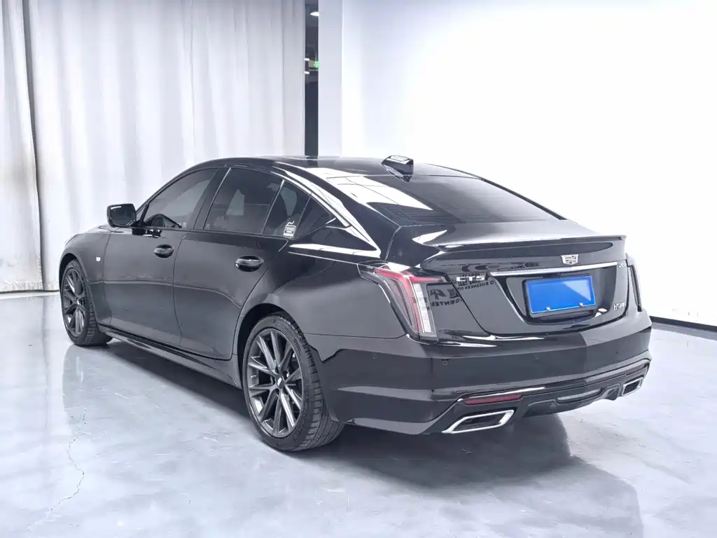 Cadillac CT5 2024 — фото 8