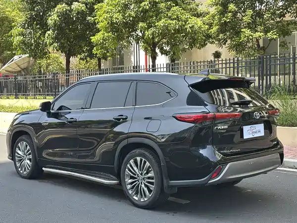 Toyota Highlander 2023