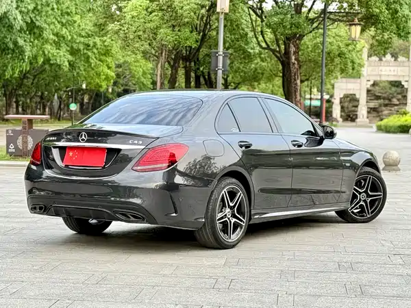 Mercedes-Benz C-Class 2021