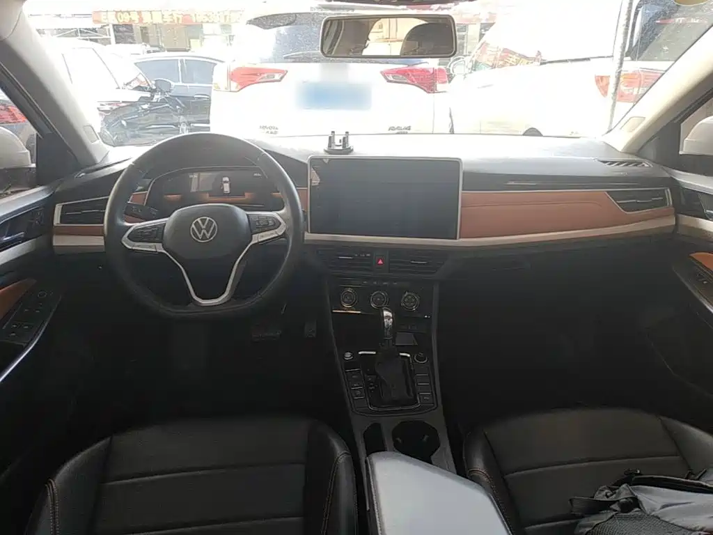 Volkswagen Bora 2024