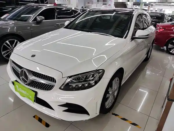 Mercedes-Benz C-Class 2021