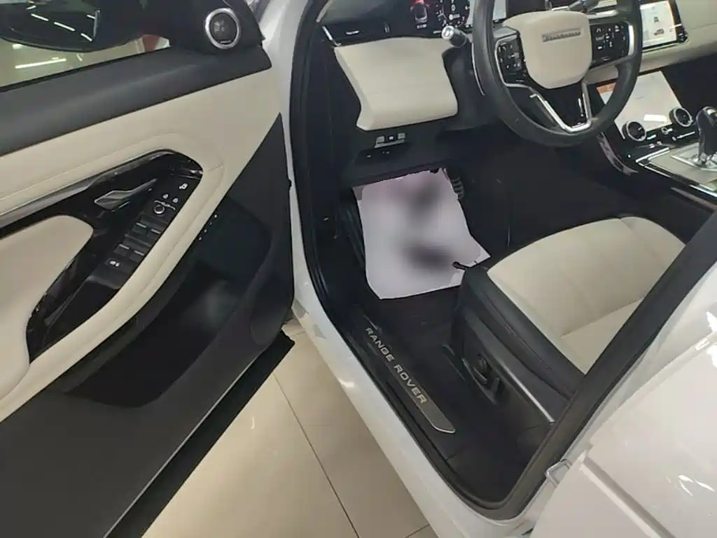 Land Rover Evoque 2022 — фото 12